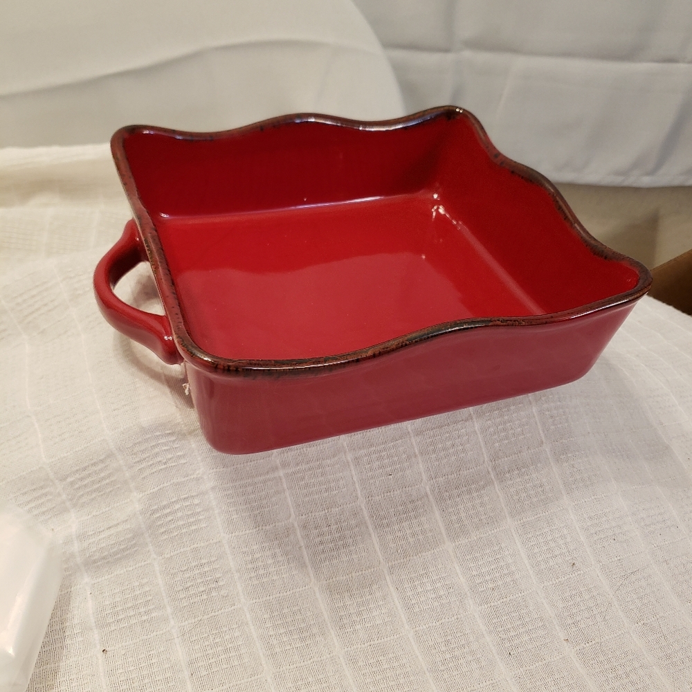 WILLOW HOUSE Red Square Doish